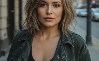 Bobs For Thin Hair Older Women: Layered Bob with Bangs